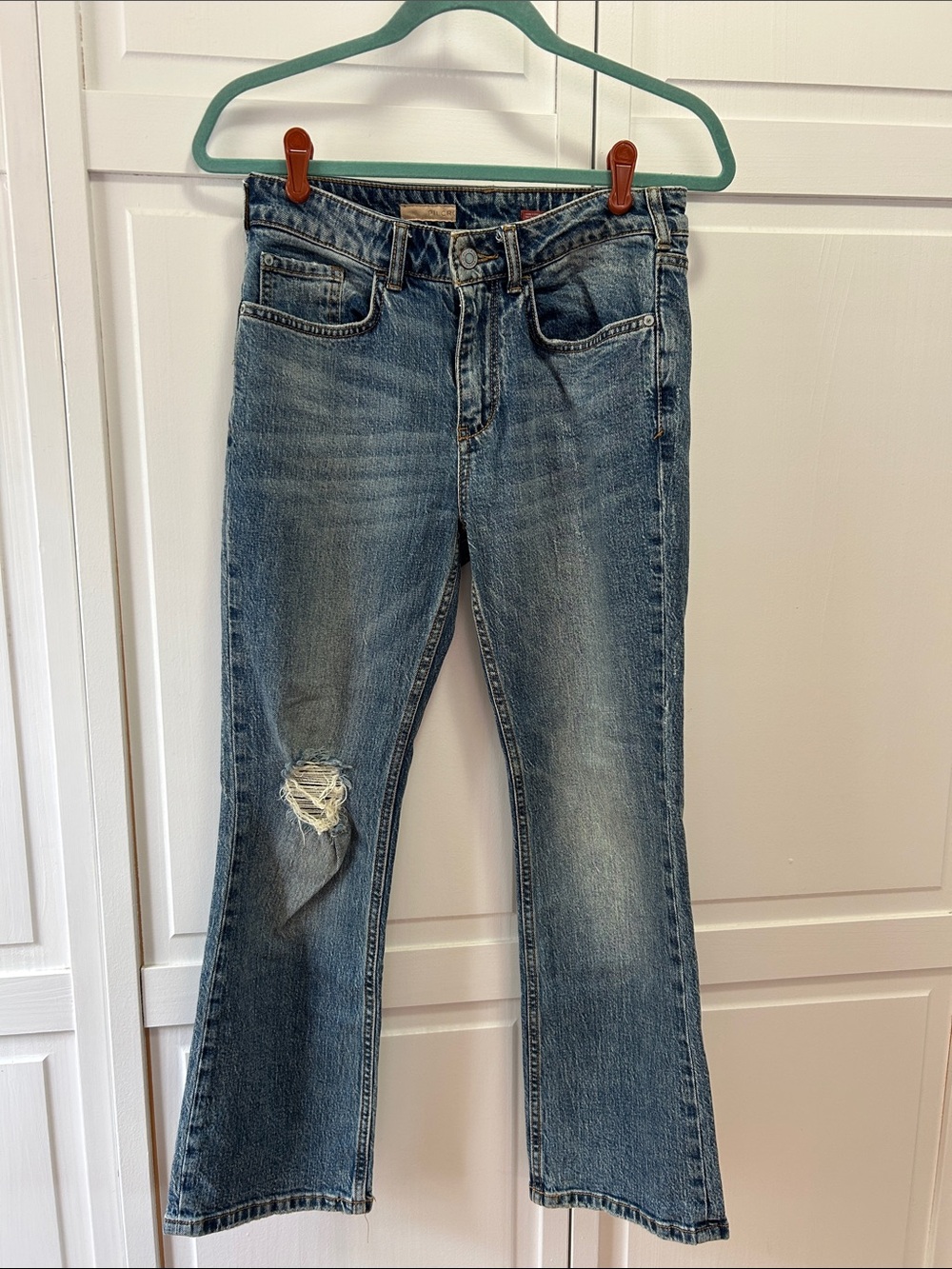 Anthropologie Pilcro Women's Mid-Blue Bootcut Jeans with Knee Distress